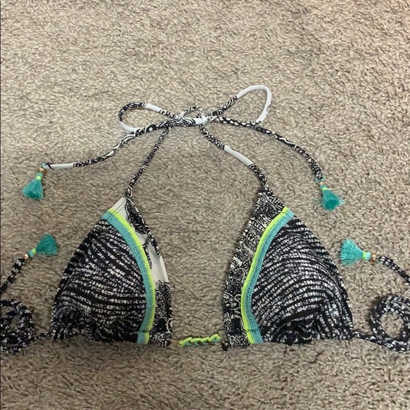 Victoria’s Secret Black/White Embellished Bikini - Picture 2 of 6